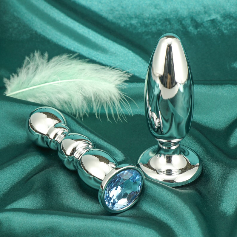 Metal Large anal plug Anal Beads Butt Plug With Jeweled Gems ,Mature image 1