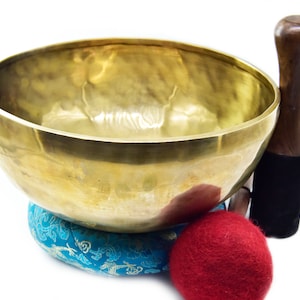 LAST DAYSALE 40% OFF-Between 7 &quot; to 10&quot; Master Healing Authentic Tibetan Handmade Singing Bowl from Nepal Himalayan- Meditation-Therapy Bowl