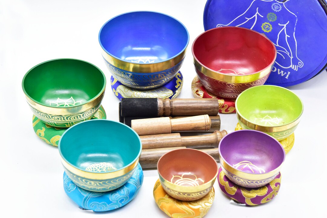 Chakra Healing Singing Bowl Set: Seven Colors, Meditation & Sound ...