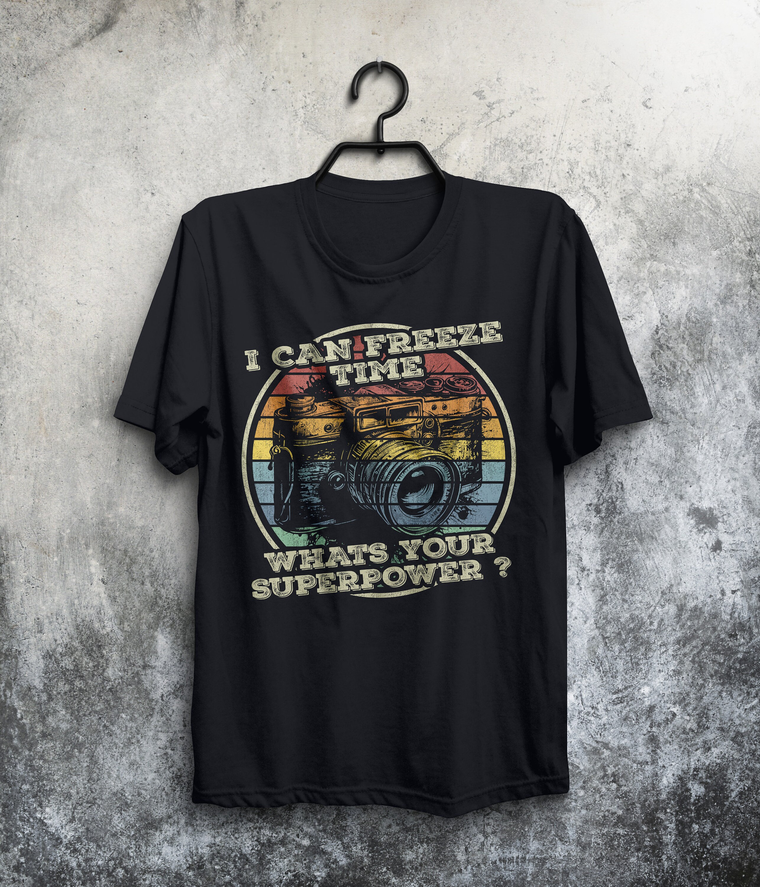 Funny Photographer T-Shirt: Vintage Camera, I Freeze Time Quote
