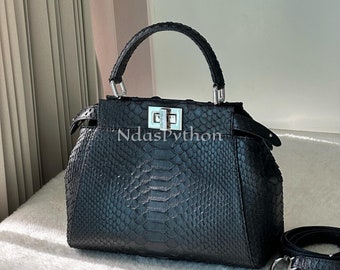 ¡70% de descuento en pedidos al por mayor, DM! Bolso de mano de pitón auténtico negro con asa superior, piel de serpiente auténtica, piel de pitón natural, bolso de mano de pitón auténtico.