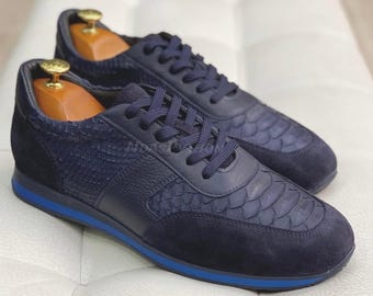 Baskets entièrement noires à nouer en peau de python | Chaussures de sport et de détente