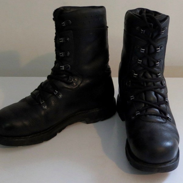combat boots 90s style