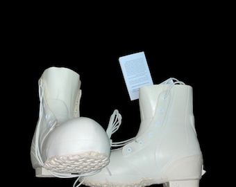 Unisex White Mickey Mouse, Bunny Boots