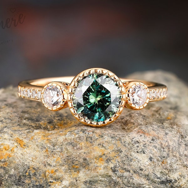 Brilliant Round Cut 1ct Green Moissanite Ring Solid K Gold Engagement Ring Three Stone Dainty Rings for Woman Promise Anniversary Ring Gift