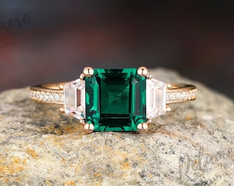 Vintage Emerald Engagement Ring Solid Gold Moissanite Bridal Ring for Women Green Gemstone May Birthstone Promise Anniversary Gift for Her