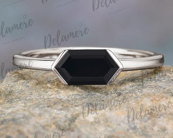 Natural black onyx engagement ring Minimalist wedding ring Solitaire bridal ring Hexagon cut black gemstone ring Solid gold handmade ring