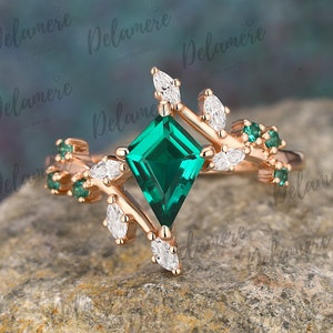Anel de noivado com esmeralda verde e corte de pipa, anel de casamento vintage de moissanita em ouro amarelo, anel de aniversário com folha inspirada na natureza, anel de galho feito à mão