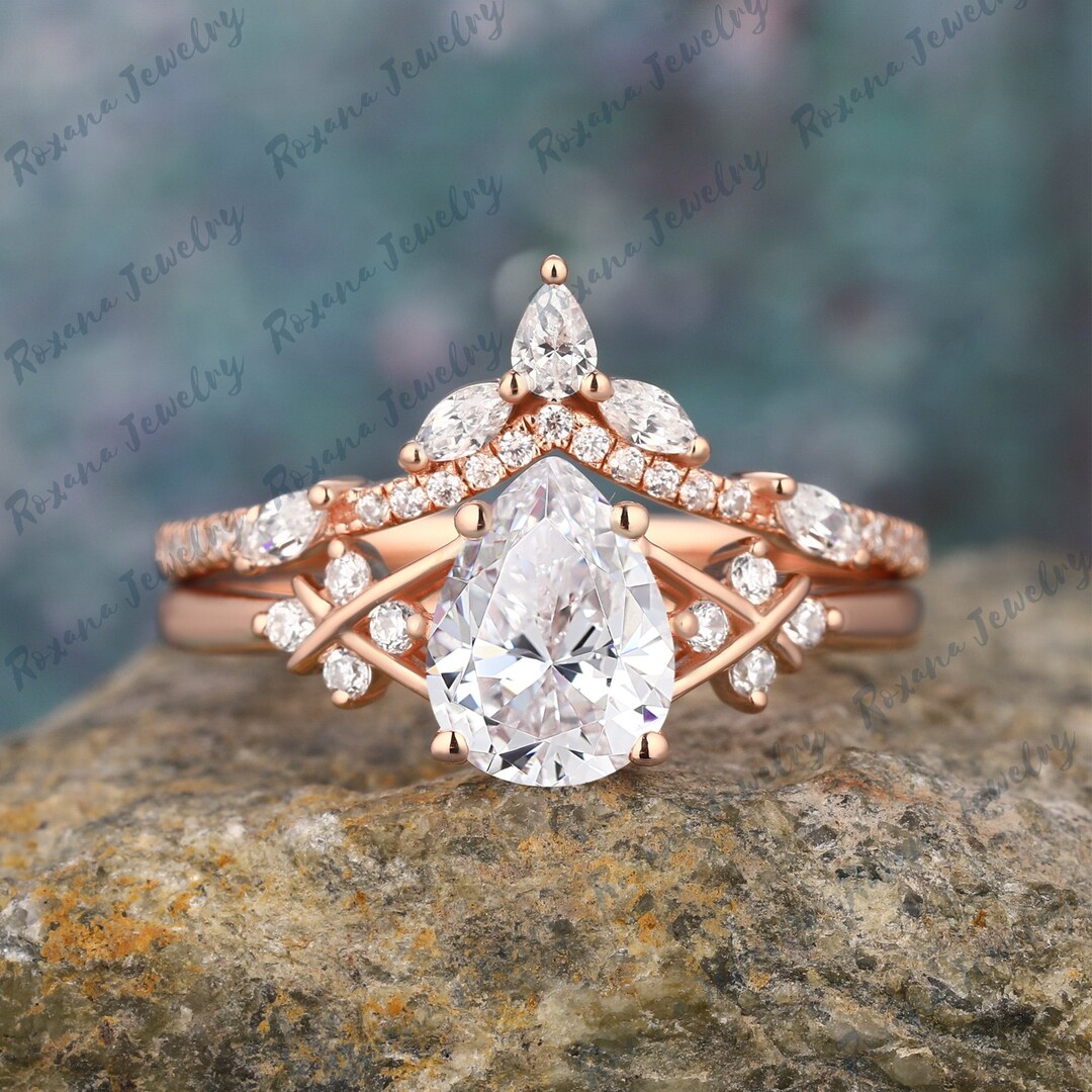 Pear Cut Moissanite Engagement Bridal Set 14K Solid Gold Ring Sets ...