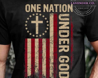 Camiseta patriótica cristiana PNG, bandera estadounidense PNG, una nación bajo Dios PNG, camiseta religiosa PNG, ropa patriótica PNG, camiseta de hombre PNG