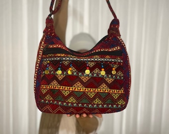 Authentieke Anatolische marineblauwe &bordeauxrode kelim tote bag, traditioneel ontwerp boho pailletten schoudertas, geweven tapijt tas, ethisch geproduceerd