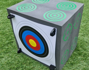 3D Archery target cube. Comes complete with 2 paper targets and pins