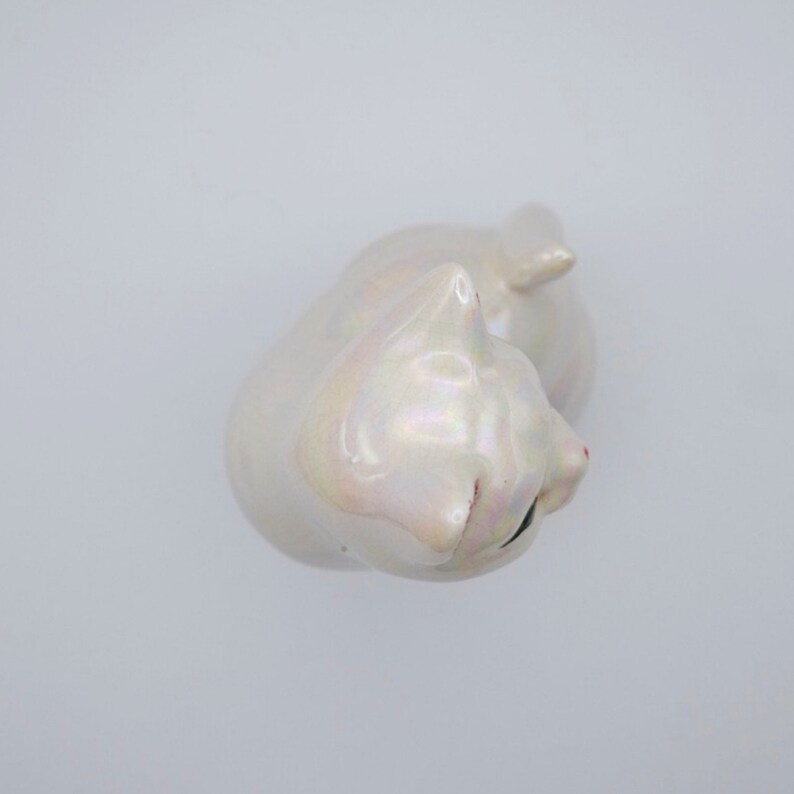 Iridescent Ceramic White Cat Vintage 1960's image 8