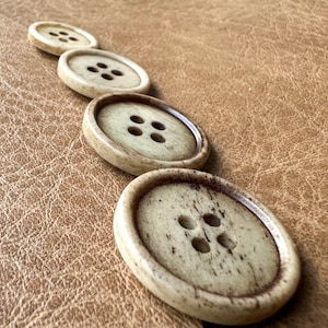 Horn Buttons,Natural Horn Buttons,High Quality Buttons,Four Hole Buttons,Shirt Buttons,Suit Buttons,Clothing Accessories