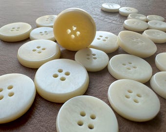 White Resin Buttons Minimalist Buttons,Four Hole Buttons,Coat Buttons , High Gloss Buttons, Clothing Accessories,DIY Handmade Accessories