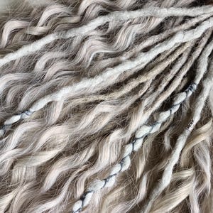 Distressed Curly Boho Faux Locs with Crochet Goddess Locs/ Platinum Synthetic Curly Dreadlocks Extensions/ Ash Blonde Long Curly Hair