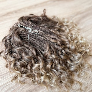 Blonde Curly Hair Extensions Double Ended, Synthetic Boho Braid in Curls, Natural Look Ombre Crochet Dreadlock Extensions with Wavy Ends