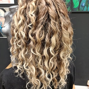 Brown to Blonde Curly Hair Extensions Double Ended, Synthetic Boho Braid in Curls, Natural Look Crochet Dreadlock Extensions with Wavy Ends