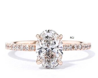 1 CT Oval Lab Diamond Engagement Ring: 10k Rose Gold Entreaty Band