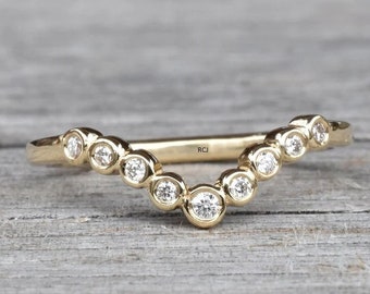 CZ Sterling Silber Geschwungener Ring: Lünette Set Jubiläum Ehering