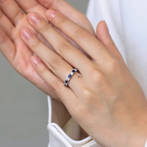 モアッサナイト＆サファイアブルーダイヤモンドの結婚指輪