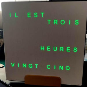 WORD CLOCK in FRENCH V1 text clock