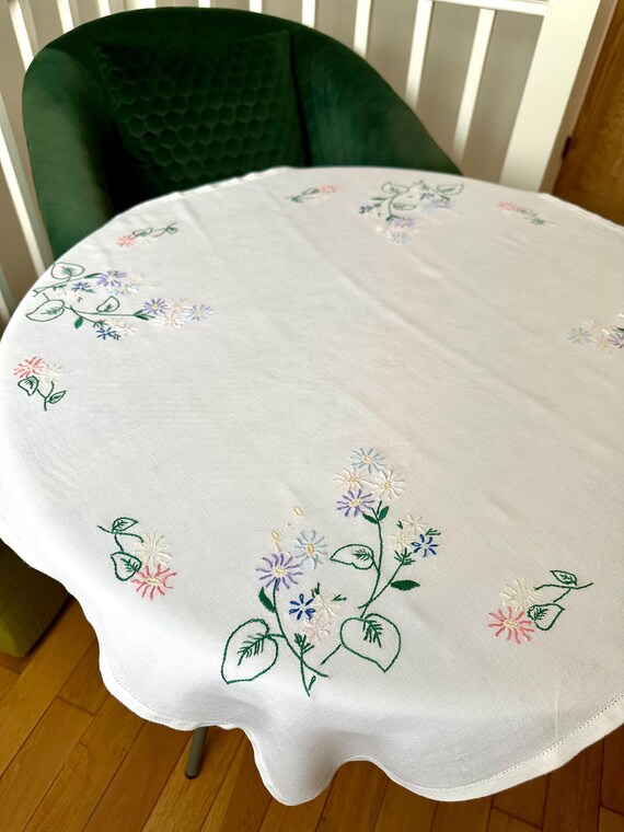 ヴィンテージ刺繍入りホワイトコットンティーテーブルクロス 76 cm x