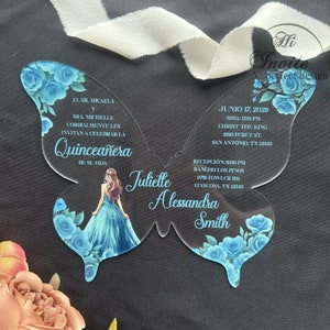 Convite Borboleta Quinceañera Turquesa com Menina e Rosa, Convites Borboleta Acrílica Doce 15, Convite XV Anos {Visualização gratuita disponível}