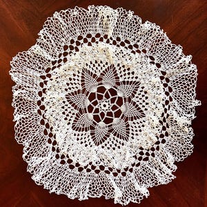 Vintage Hand Crocheted Round White Doily 22” Ruffled Lace Table Topper Modern Farmhouse Decor