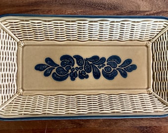 Vintage Pfaltzgraff Folk Art Stoneware Basket Weave Pattern Bread Tray Plate 12.5”