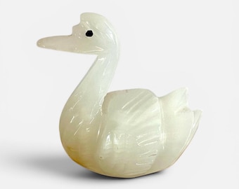 Vintage Hand Carved Onyx Swan Figurine Bird Statue 4" Tall Knickknacks and Collectibles
