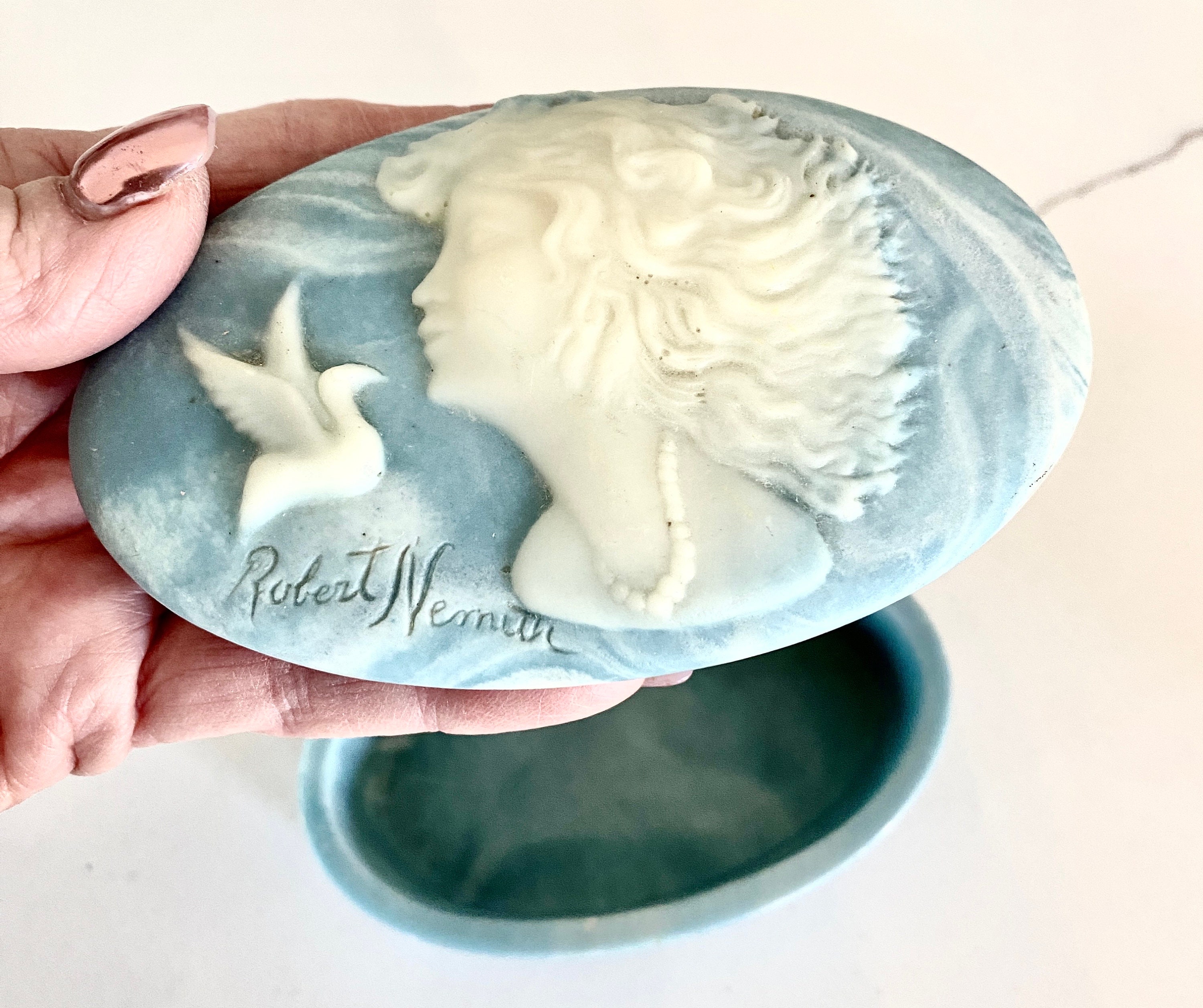 Incolay Stone 皿 ブドウモチーフ Incolay Stone 皿 ブドウモチーフ Incolay Stone 皿 stoneの人気