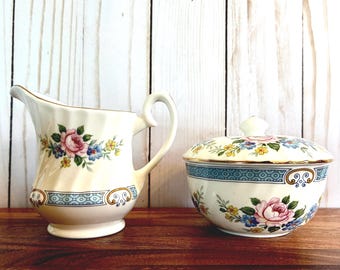 Vintage Windsor Fine Bone China Milchkännchen und Zucker Set: Blaues Blumenmuster, Goldrand