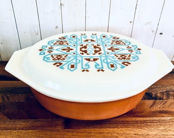 Vintage PYREX Oval Casserole Dish Navajo Native Pattern 045  2 1/2 Qts