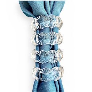 Vintage Kristall Serviettenhalter Daisy & Button Design Serviettenringe 4er Set