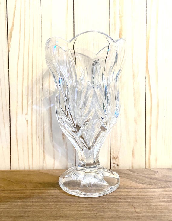 Vase tulipe en cristal daum france signé 1950-1960