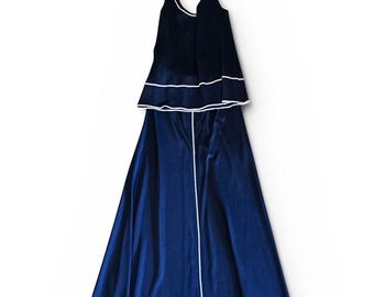 Conjunto vintage de dos piezas de falda midi azul marino y top corto, cosido a mano, de los años 70.