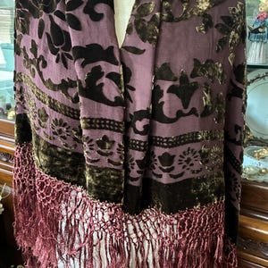 Vintage Devore Burnout pianosjal i aubergine, 104 cm fyrkantig