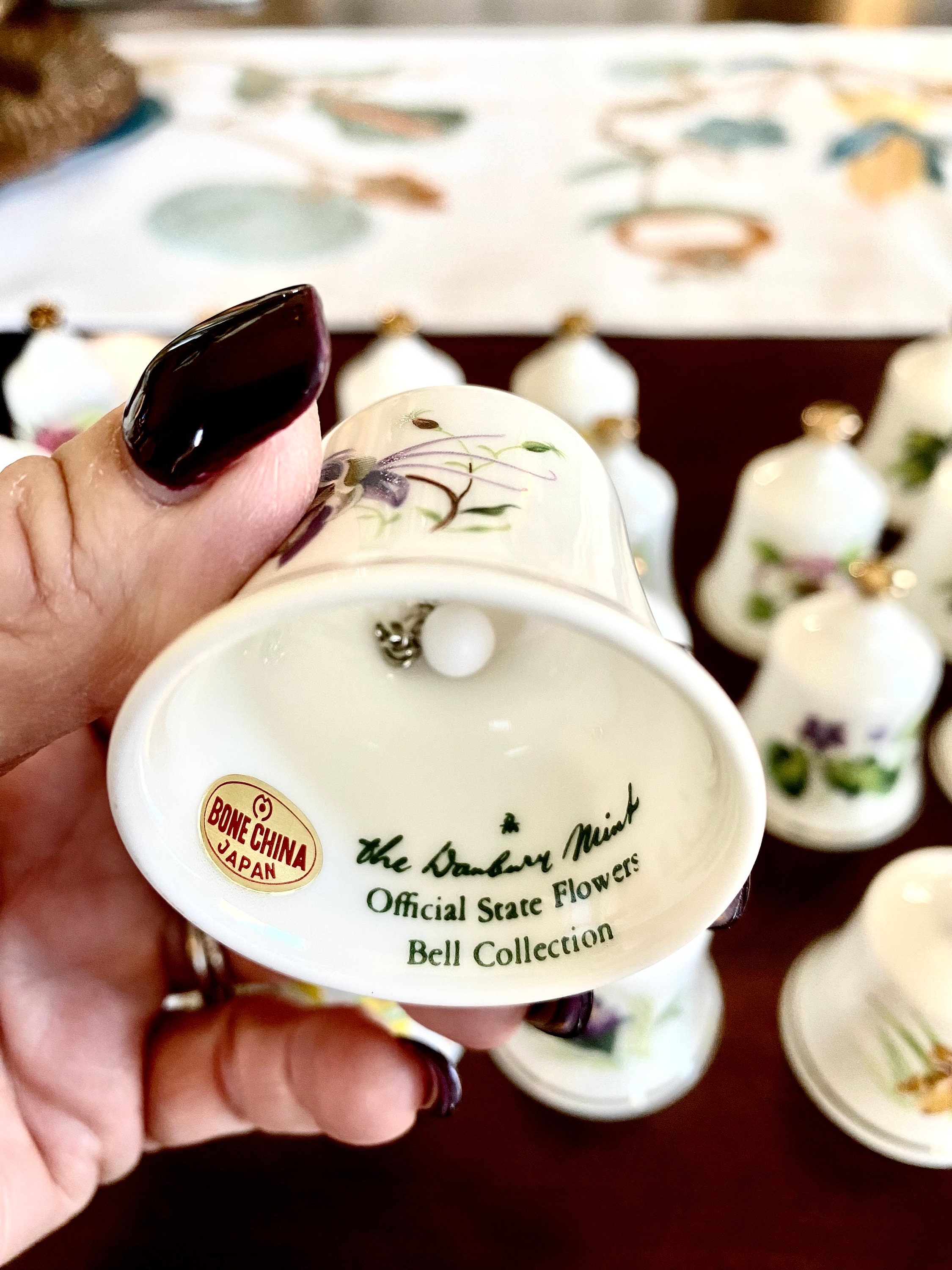 Danbury Mint State Flowers Miniature State Bells Walk 50 States
