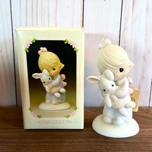 Vintage Enesco Precious Moments Porcelain Figurine 1978 “Jesus Loves Me” by Jonathan & David #E1372/G NIB