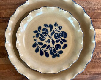 Vintage Pfaltzgraff Folk Art Stoneware Scalloped Rufflec Plates 9” or 12”