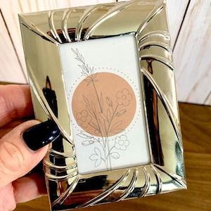 Mini Silver Tone Metal 1.5” x 3” Picture Frame Art Deco Design Black Velvet Backing Tabletop Photo Frame