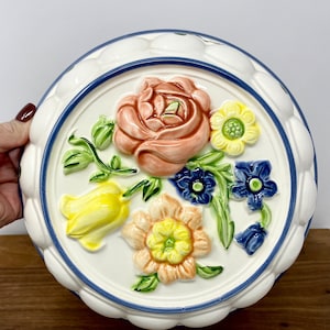 Vintage MCM Hand Painted Floral Decorative Ceramic Mold Wall Art Made In Japan