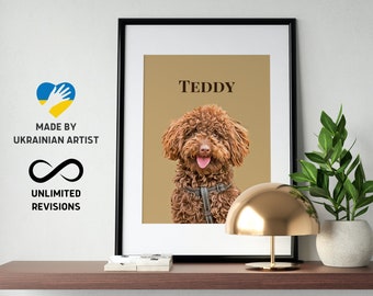 Op de afbeelding: Een ingelijste print van een bruine poedel met de naam "Teddy" gedrukt boven de hond. De achtergrond is lichtbruin.