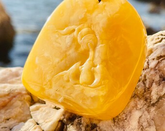Handcarved AMBER Pendant , Amber Bat & Amber Coins , Amazing Amber Pendant with Carved Bat , Excellent Quality Natural White Amber