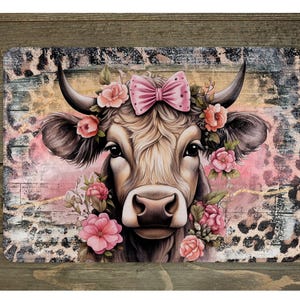 Pink Highland Cow Glass Cutting Board: Floral Kitchen Decor