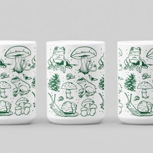 Personalized Fungi & Frogs Ceramic Mug: Add Whimsical Charm to Your Mornings!