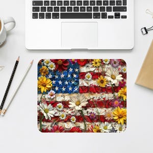 Flag & Daisies Mouse Pad: Personalized Desk Decor