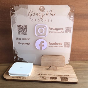 Social Media & Square Reader Halter Stand (Acryl und Holz) - Personalisierbar