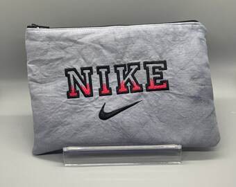 nike cosmetic bag
